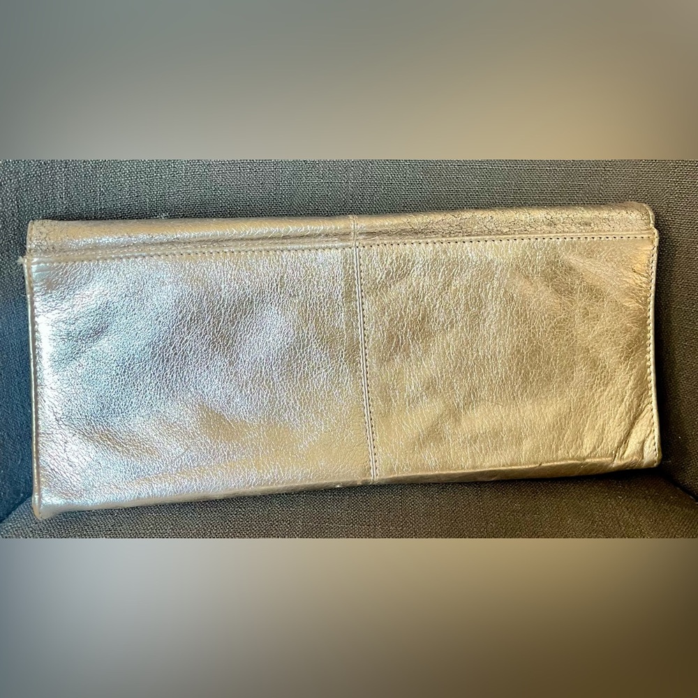Silver Rectangular Leather Clutch. Excellent condition. - Picture 6 of 7